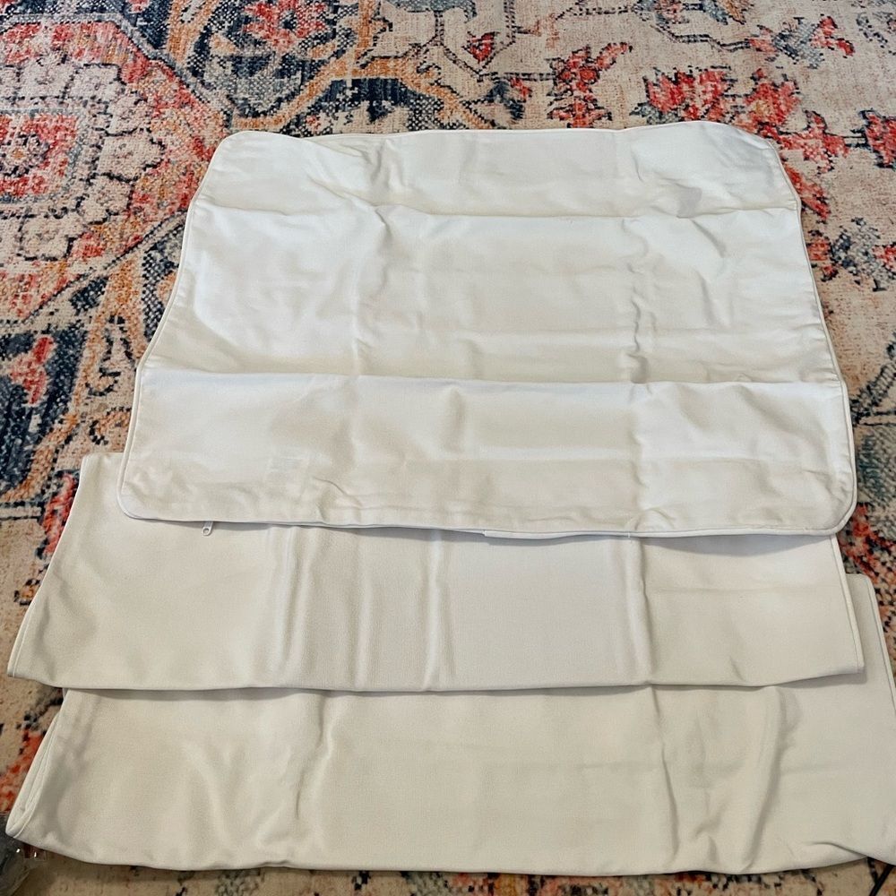 Pottery Barn Torrey Square Arm Outdoor Sofa Cushion Cover (86") - Picture 8 of 12